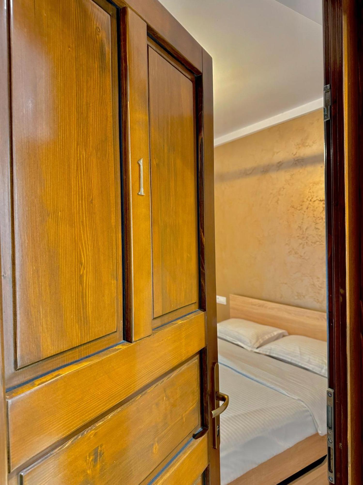 Apartamento Blancris Boutique Braşov Exterior foto