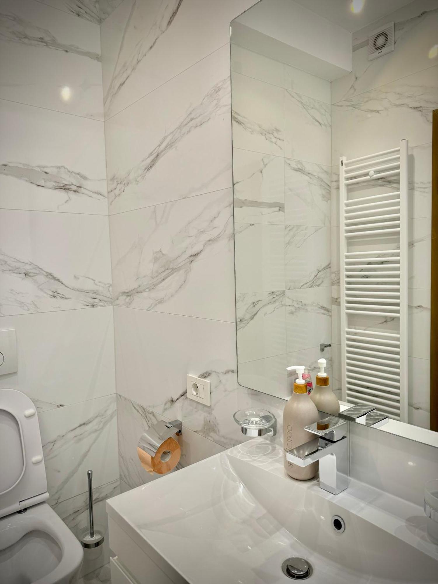 Apartamento Blancris Boutique Braşov Exterior foto