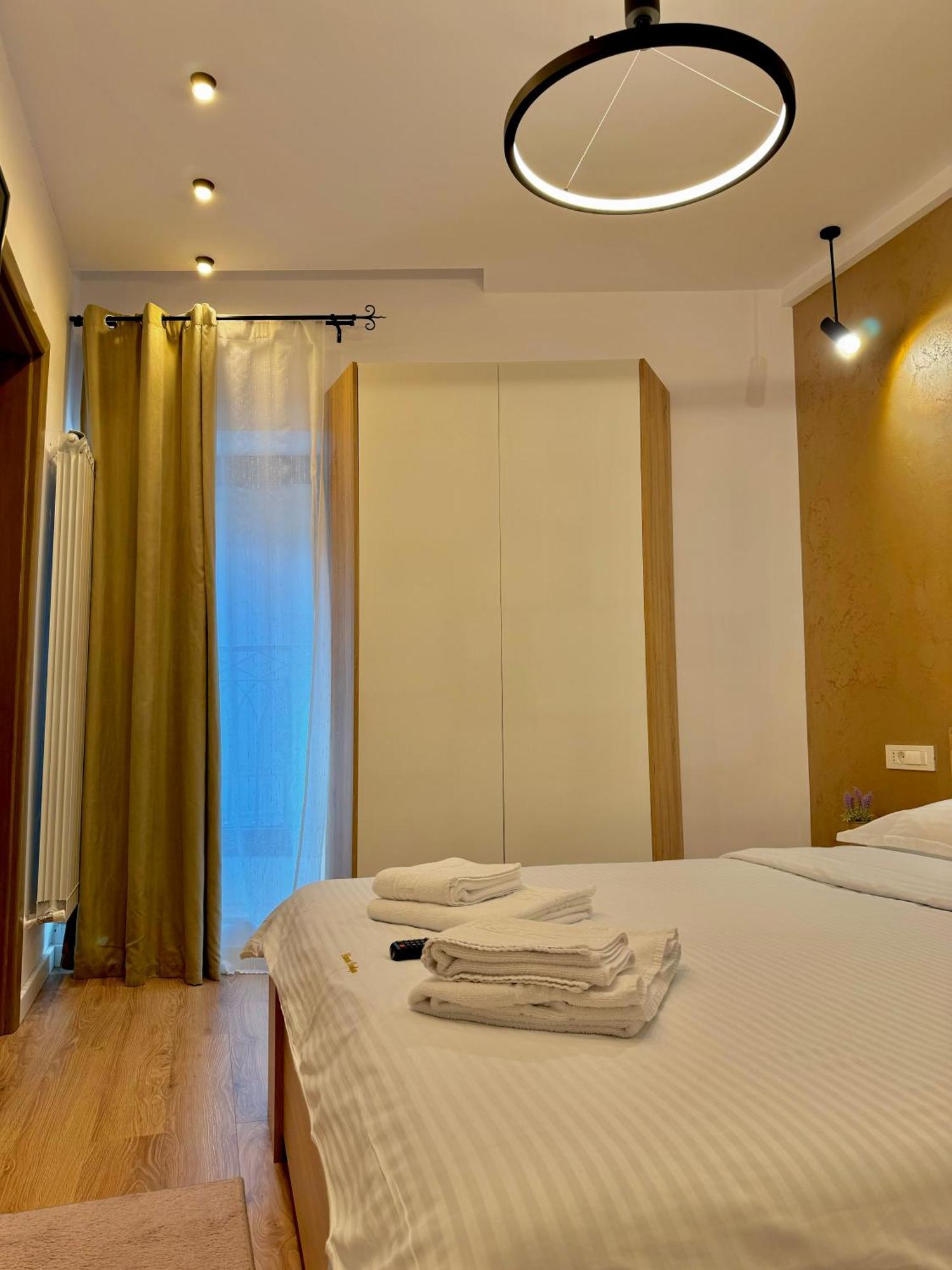 Apartamento Blancris Boutique Braşov Exterior foto